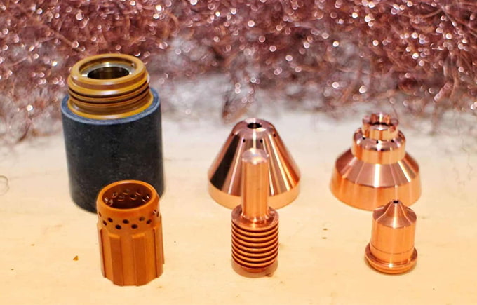 Halan Welding ofrece ahorros reales al reducir el costo total del corte por plasma gracias a una vida útil más larga, menos tiempo de inactividad y un rendimiento superior.